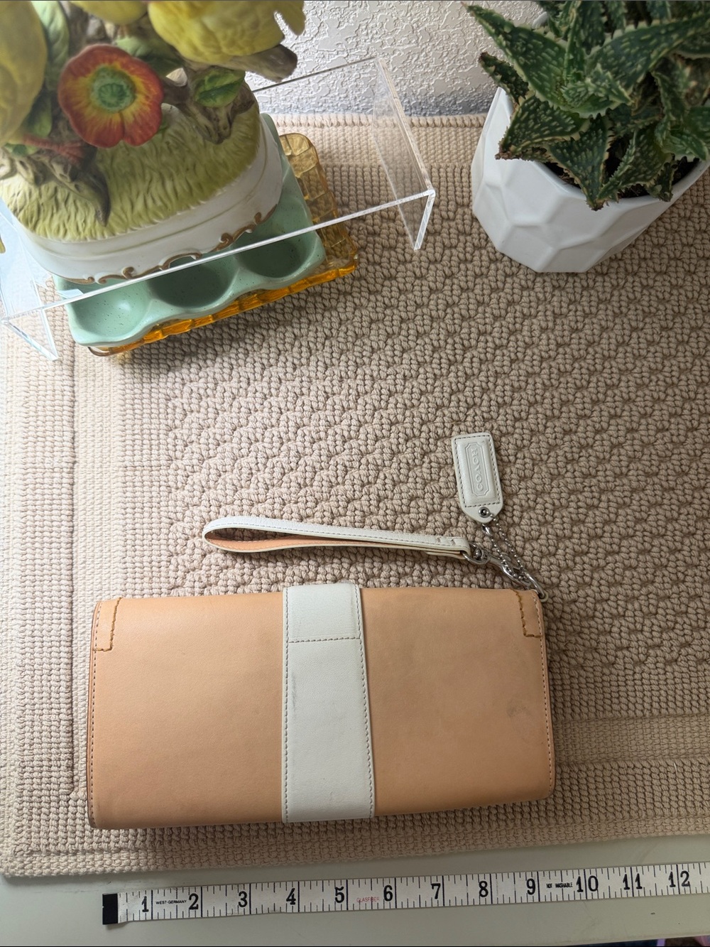 Coach Legacy Leather Wristlet Clutch Wallet Natural Vachetta White Trim M3B-6694 - Picture 8 of 11